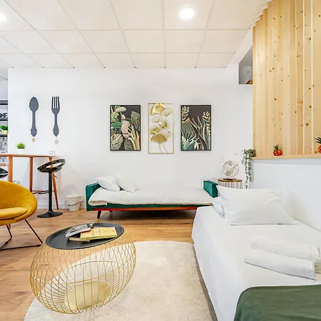 Nest & Loft By Lisbon With Ferienhaus